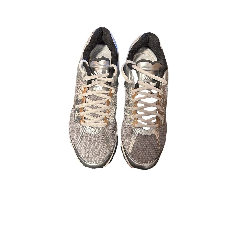 Nike Air Max Silver/Gold Size Men’s 8 New With Out Box